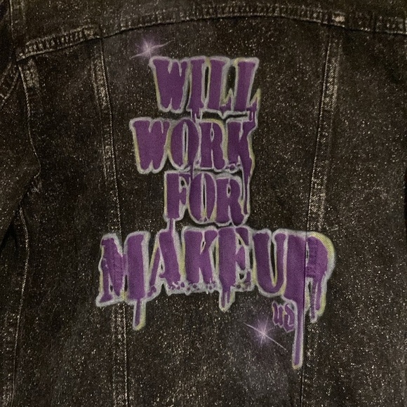 LEVIS Premium ‘WILL WORK FOR MAKEUP’ black denim jacket - Picture 8 of 9